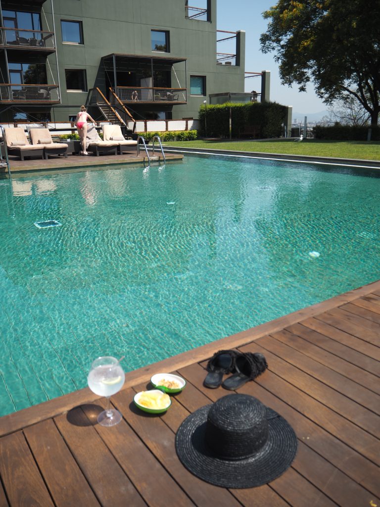 Hotel MiraMar Barcelona pool