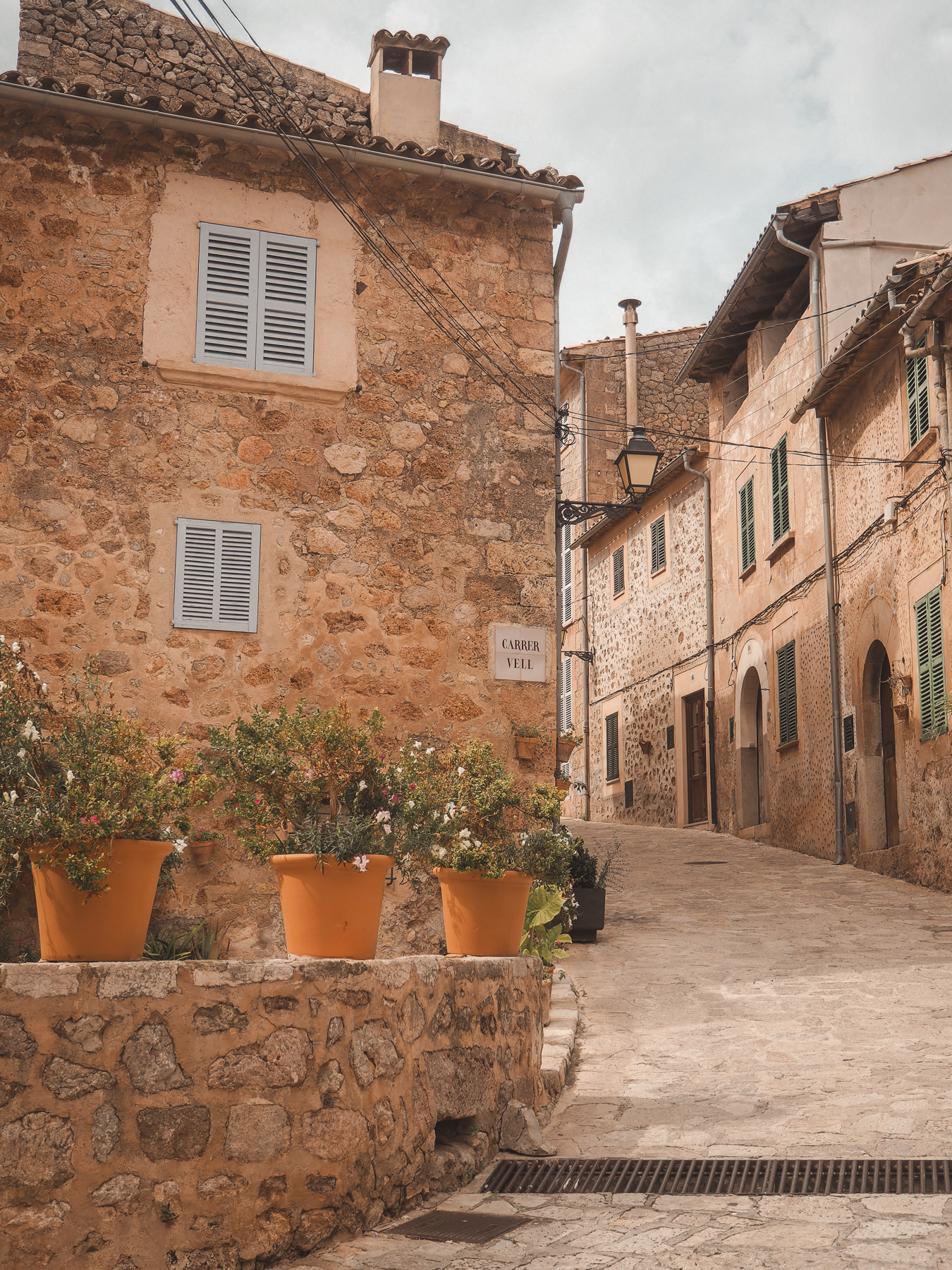 The Most Beautiful Towns In Mallorca | lifestyletraveler.co | IG: @lifestyletraveler.co