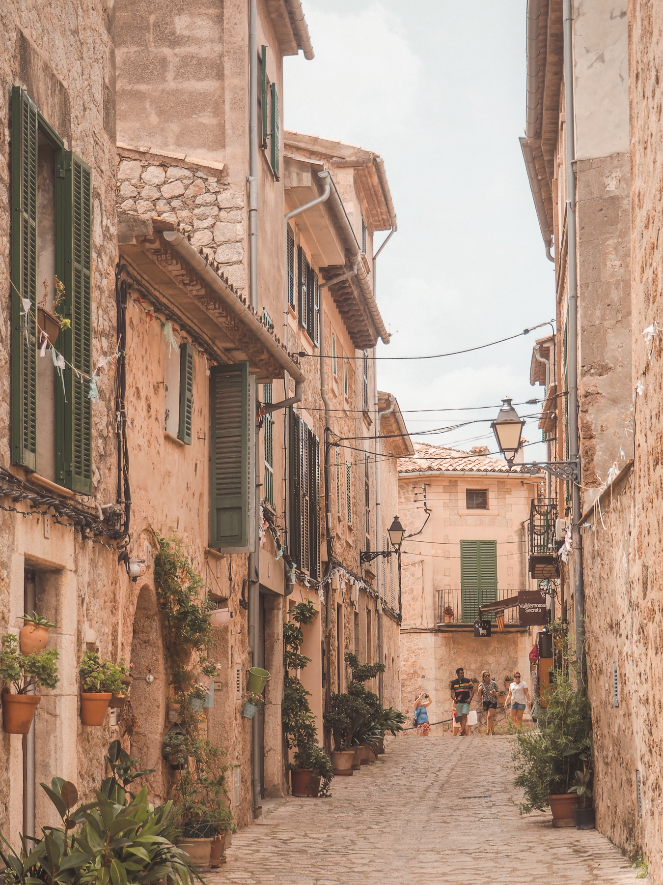 The Most Beautiful Towns In Mallorca | lifestyletraveler.co | IG: @lifestyletraveler.co