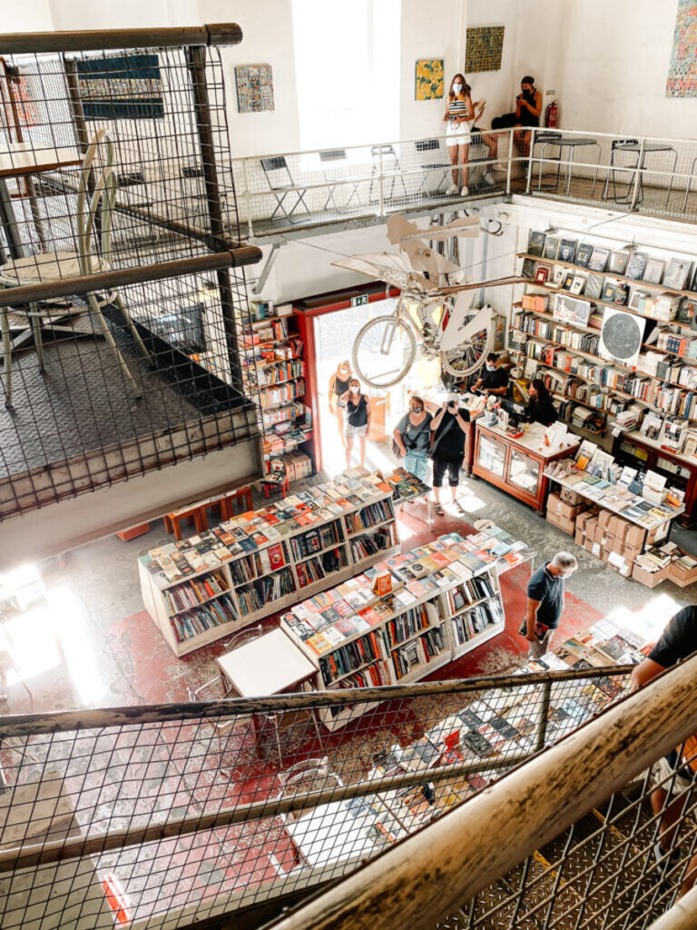 Ler Devagar, a bookshop at LX Factory