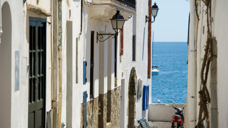 tours to Cadaques from Barcelona